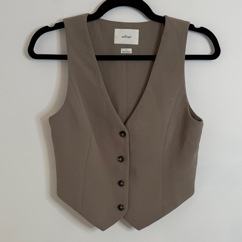 Wilfred Pacino Vest - Picture 3 of 9